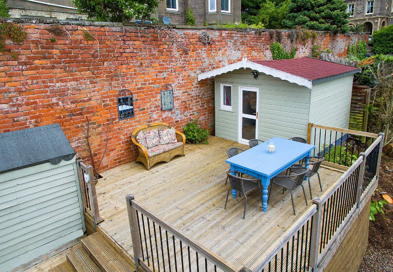 House in Broughty Ferry - FerryView Cottage
