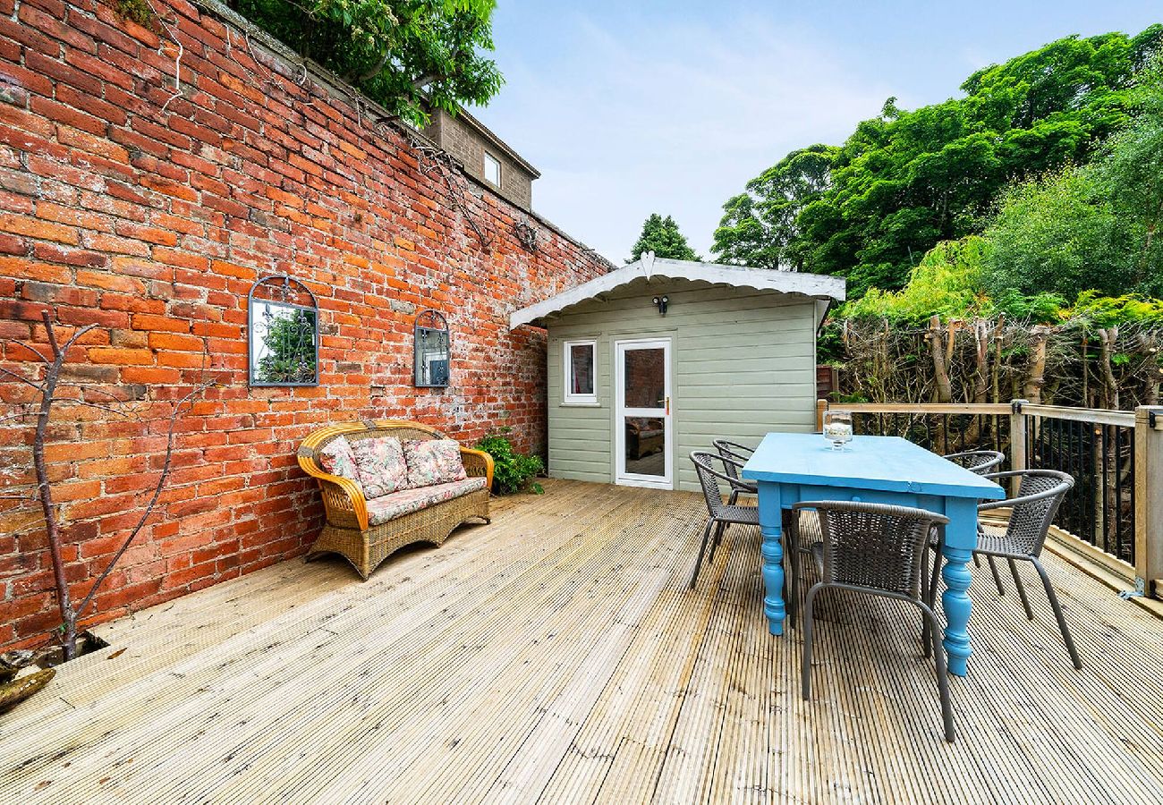 House in Broughty Ferry - FerryView Cottage