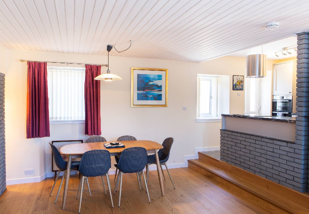 House in Carnoustie - The Albatross