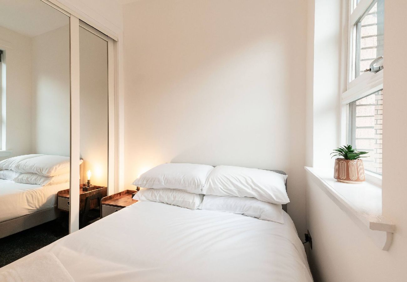 Apartment in Dundee - Bissets Bond