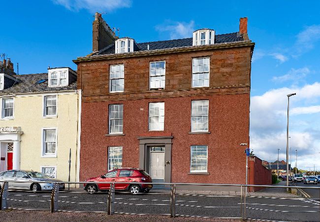 House in Arbroath - One Shore - Harbourside Townhouse House in Arbroath - One Shore - Harbourside Townhouse