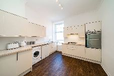 House in Arbroath - One Shore - Harbourside Townhouse