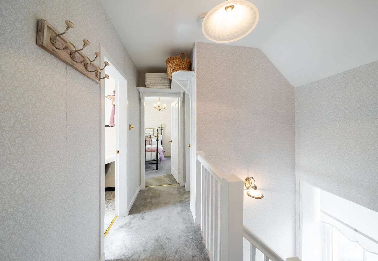 House in Kirriemuir - Thrums Cottage