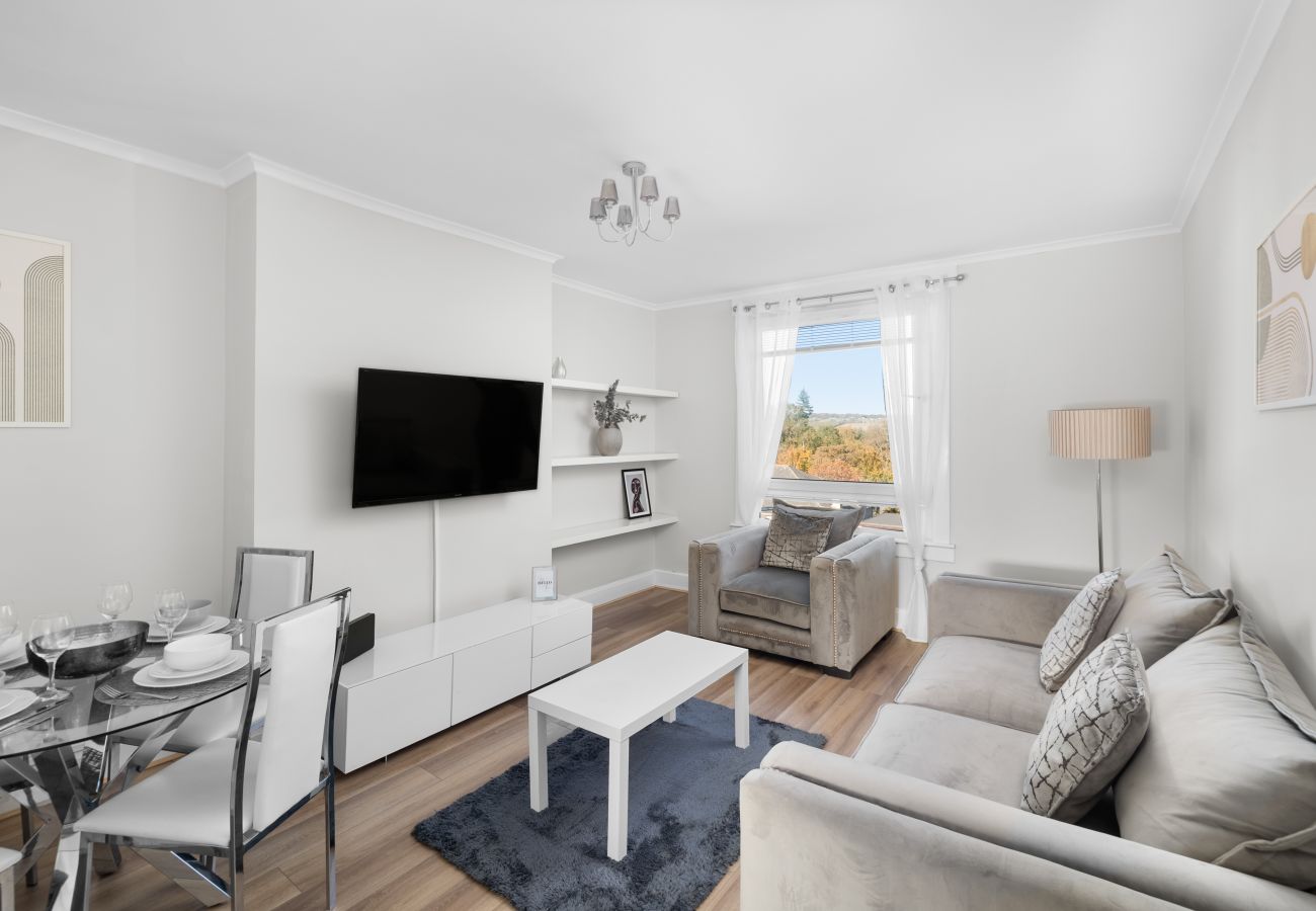 Apartment in Dundee - Sidlaw View - 3 Bed in the Suburbs