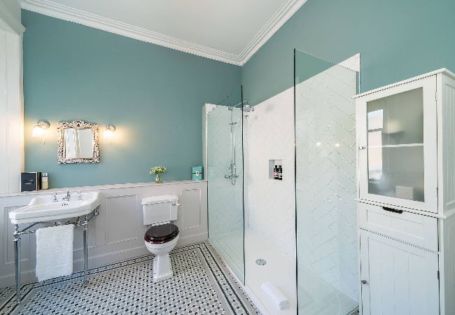 Villa in Broughty Ferry - Villa by the Sea; Escape the Ordinary Villa in Broughty Ferry - Villa by the Sea; Escape the Ordinary