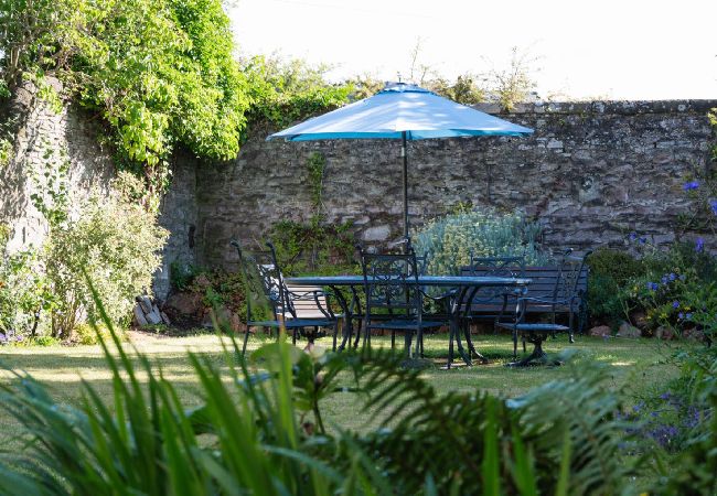 Villa in Broughty Ferry - Villa by the Sea; Escape the Ordinary Villa in Broughty Ferry - Villa by the Sea; Escape the Ordinary