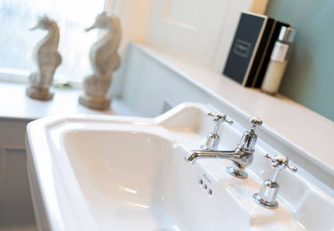 Villa in Broughty Ferry - Villa by the Sea; Escape the Ordinary Villa in Broughty Ferry - Villa by the Sea; Escape the Ordinary