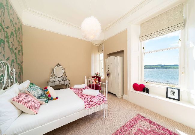 Villa in Broughty Ferry - Villa by the Sea; Escape the Ordinary Villa in Broughty Ferry - Villa by the Sea; Escape the Ordinary