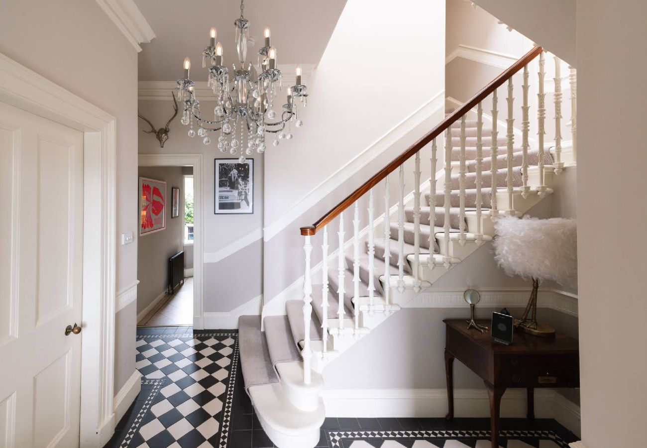 House in Broughty Ferry - Villa by the Sea