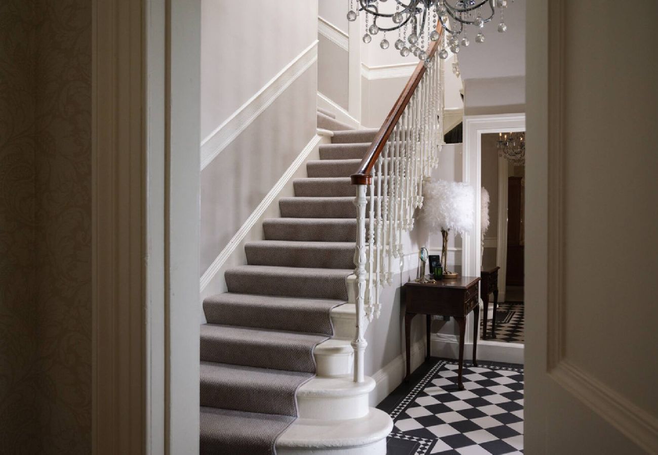 House in Broughty Ferry - Villa by the Sea