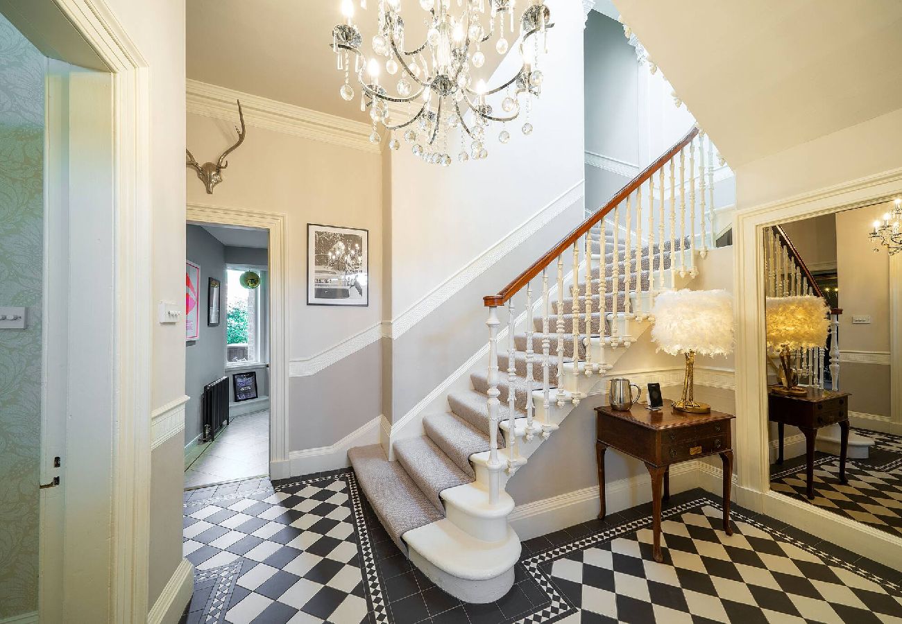 House in Broughty Ferry - Villa by the Sea
