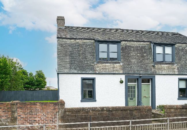 House in Broughty Ferry - The Palm - Eclectic Bliss House in Broughty Ferry - The Palm - Eclectic Bliss