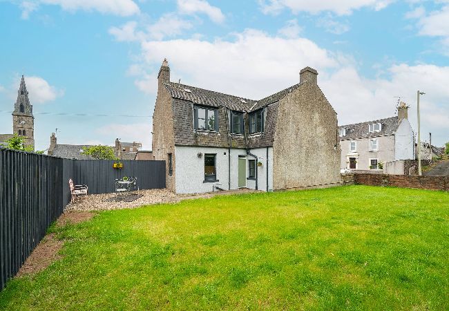 House in Broughty Ferry - The Palm - Eclectic Bliss House in Broughty Ferry - The Palm - Eclectic Bliss