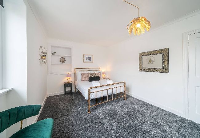 House in Broughty Ferry - The Palm - Eclectic Bliss House in Broughty Ferry - The Palm - Eclectic Bliss