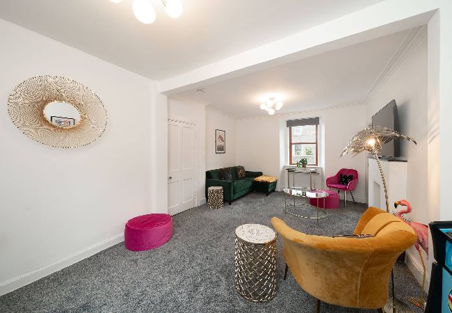 House in Broughty Ferry - The Palm - Eclectic Bliss House in Broughty Ferry - The Palm - Eclectic Bliss