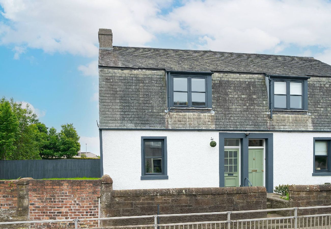 House in Broughty Ferry - The Palm