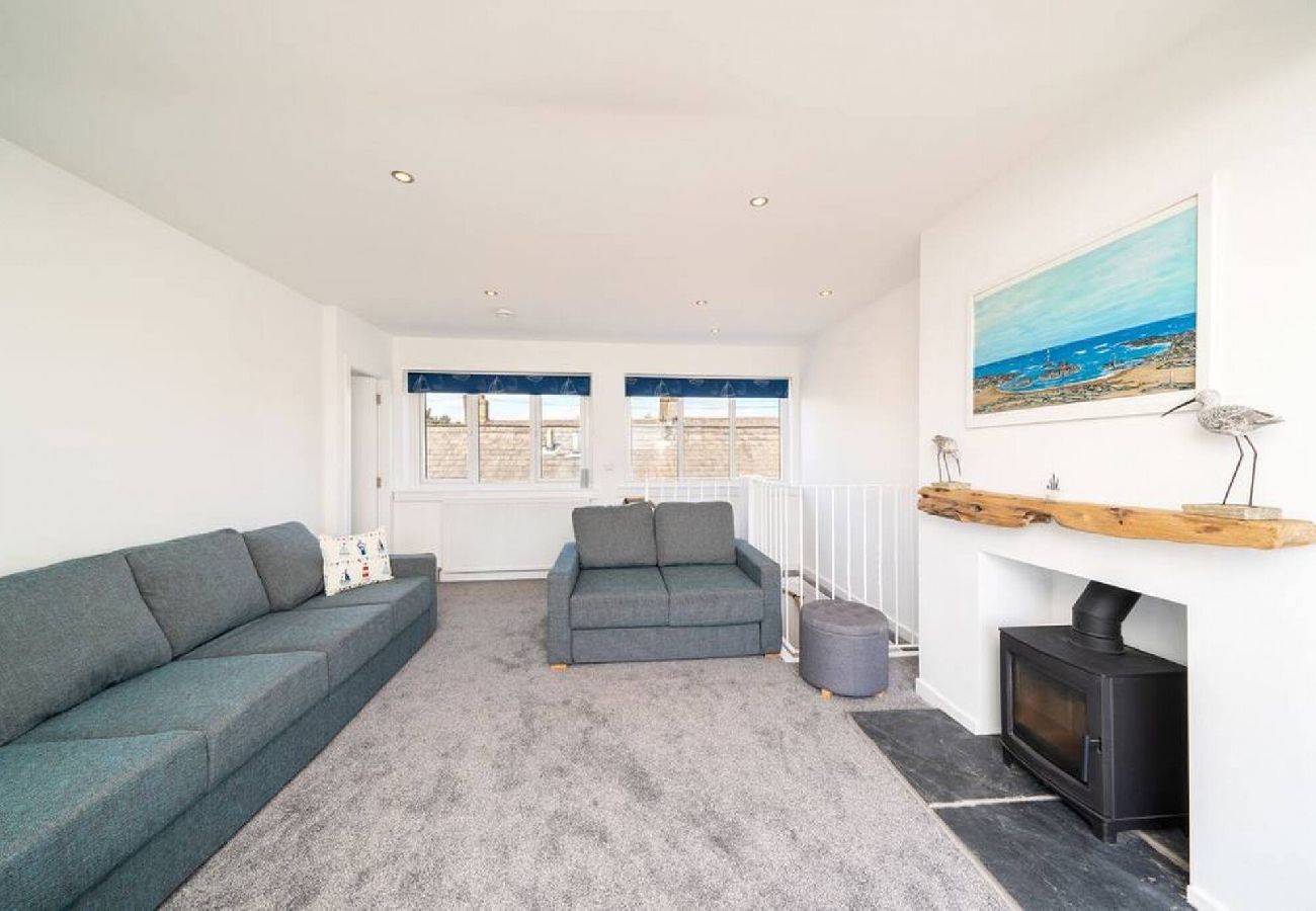 House in Westhaven - The Beach Boathouse