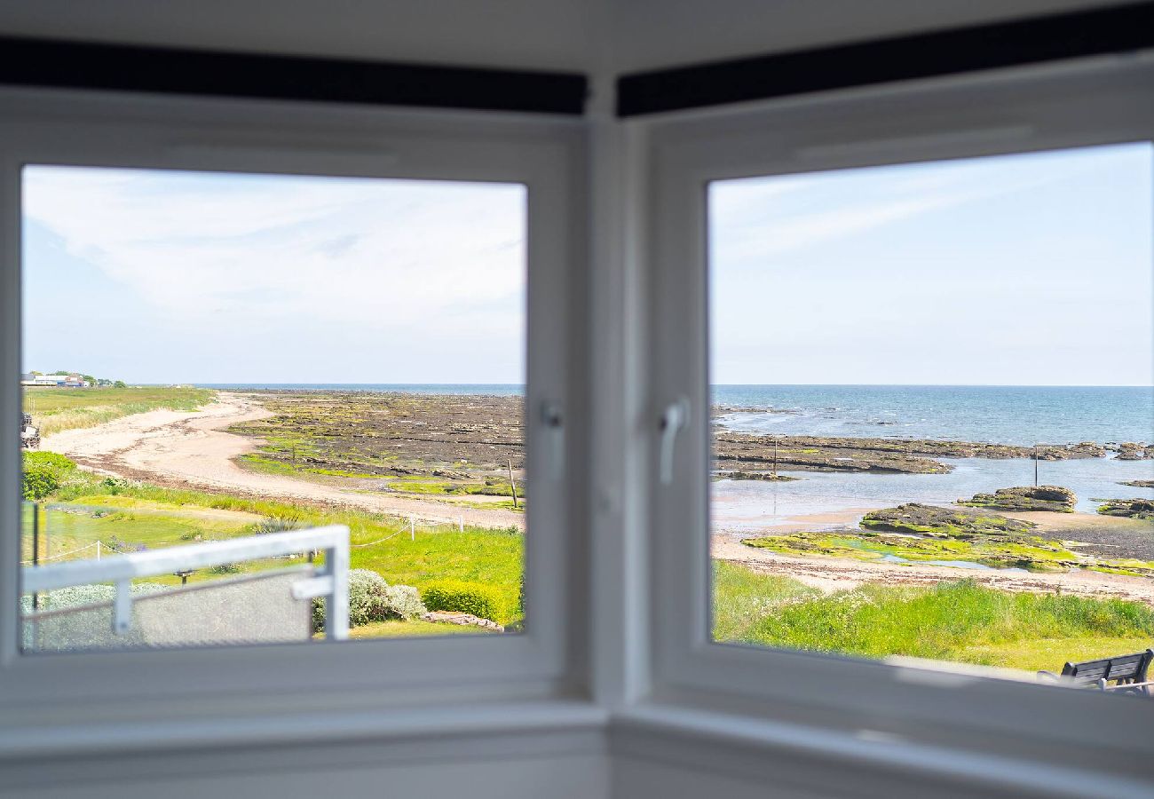 House in Westhaven - The Beach Boathouse