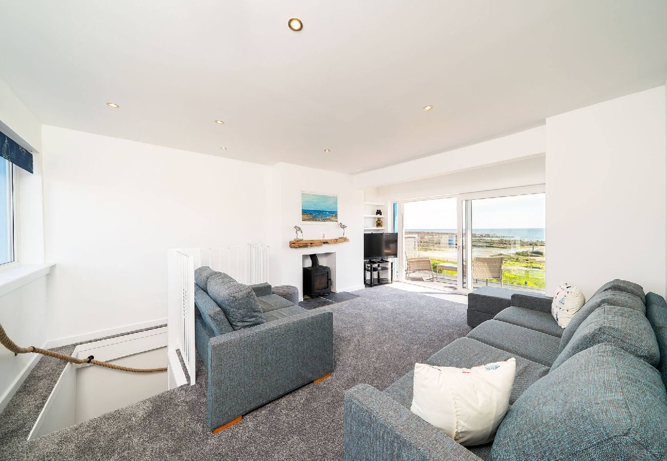 House in Westhaven - The Beach Boathouse