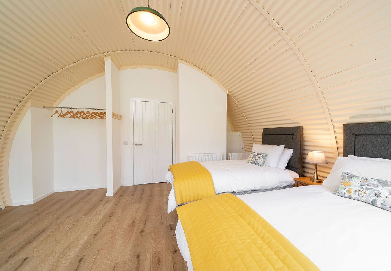 Apartment in Comrie - Cultybraggan Hut 37