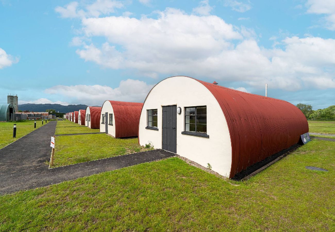 Apartment in Comrie - Cultybraggan Hut 37