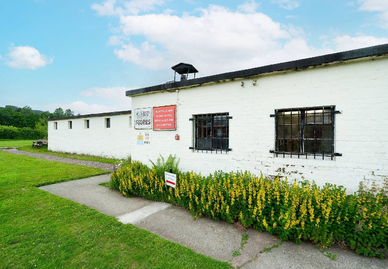 Apartment in Comrie - Cultybraggan Hut 37