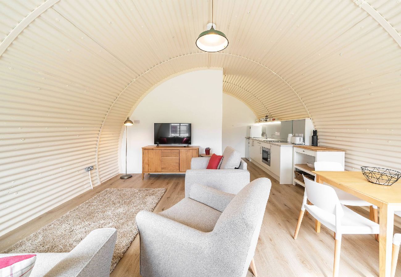 Apartment in Comrie - Cultybraggan Hut 36