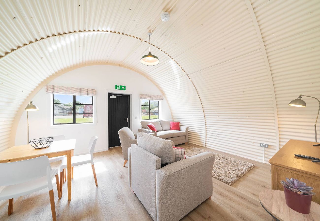 Apartment in Comrie - Cultybraggan Hut 36