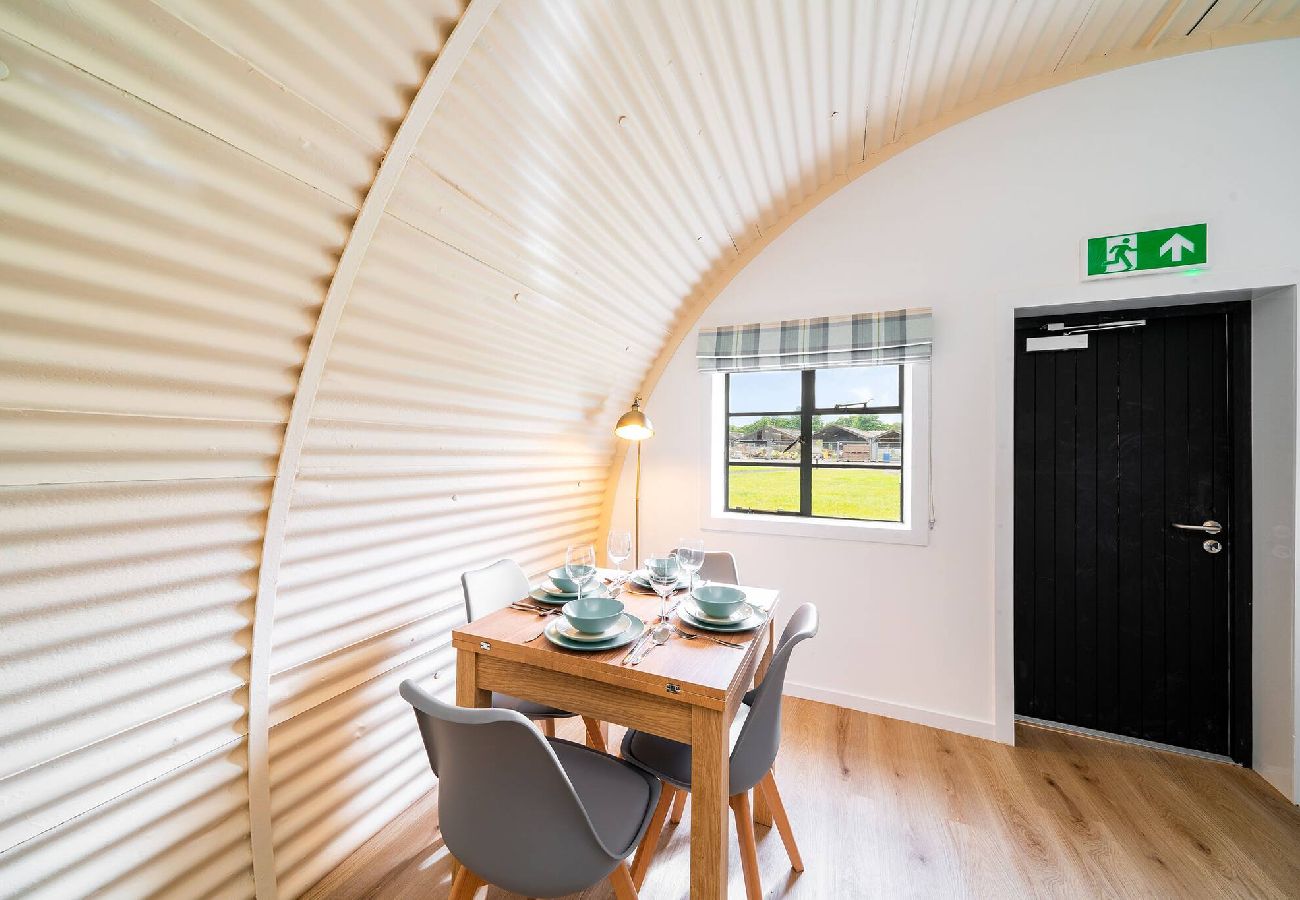 Apartment in Comrie - Cultybraggan Hut 34