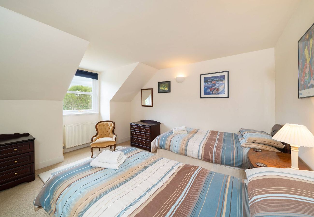 House in Comrie - Earnside Cottage
