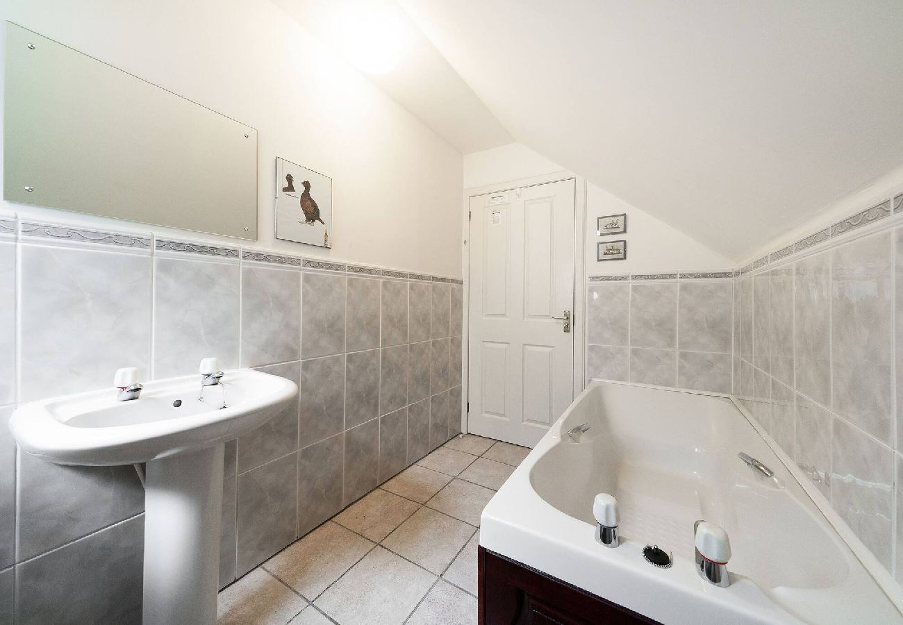 House in Comrie - Earnside Cottage