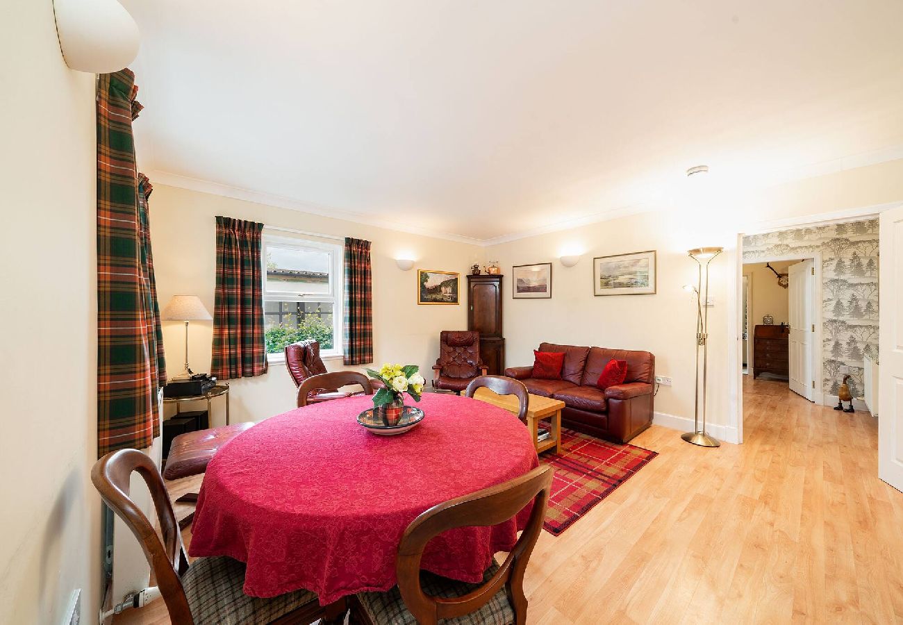 House in Comrie - Earnside Cottage