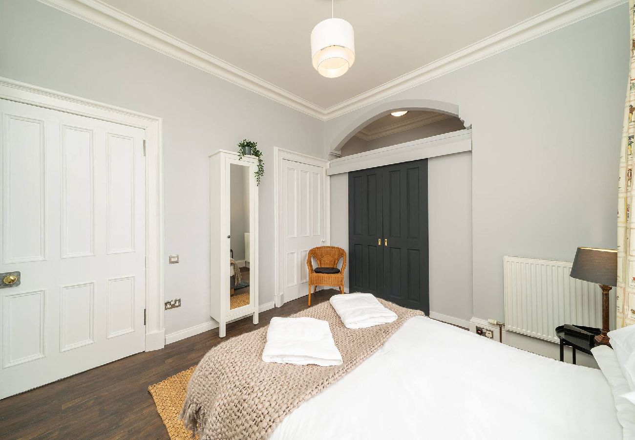 House in Broughty Ferry - The Gate Lodge