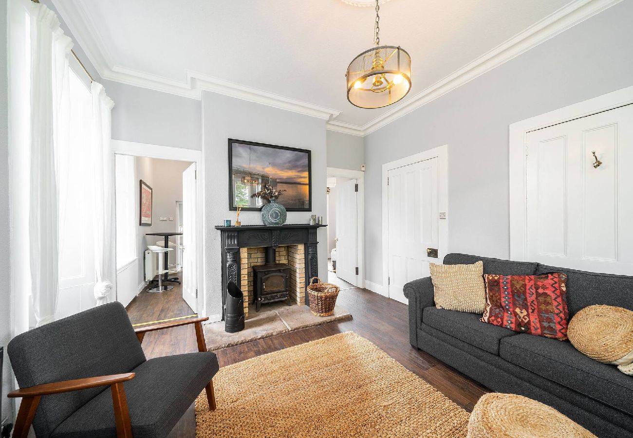 House in Broughty Ferry - The Gate Lodge