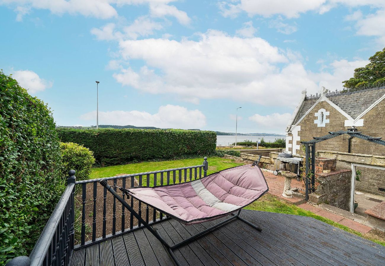 House in Broughty Ferry - The Gate Lodge