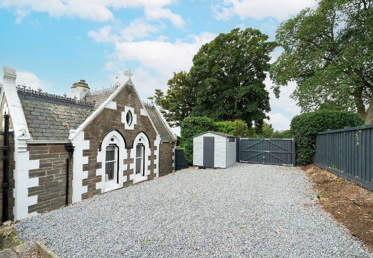 House in Broughty Ferry - The Gate Lodge