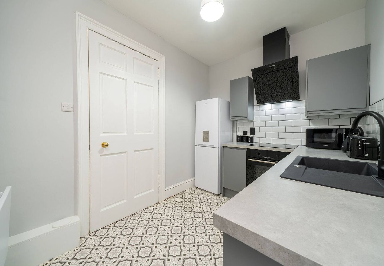Apartment in Montrose - Lochside, Apartment B
