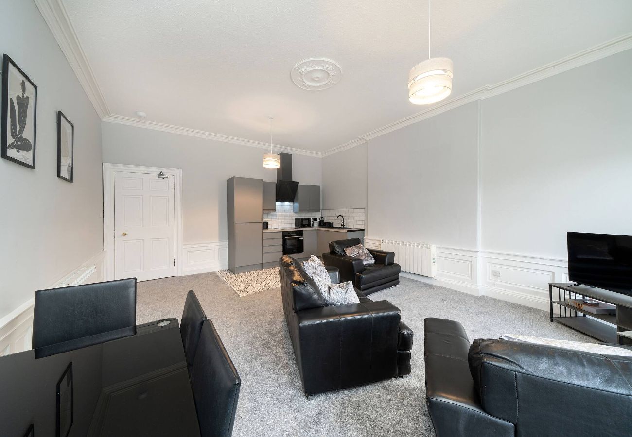 Apartment in Montrose - Lochside Apt C