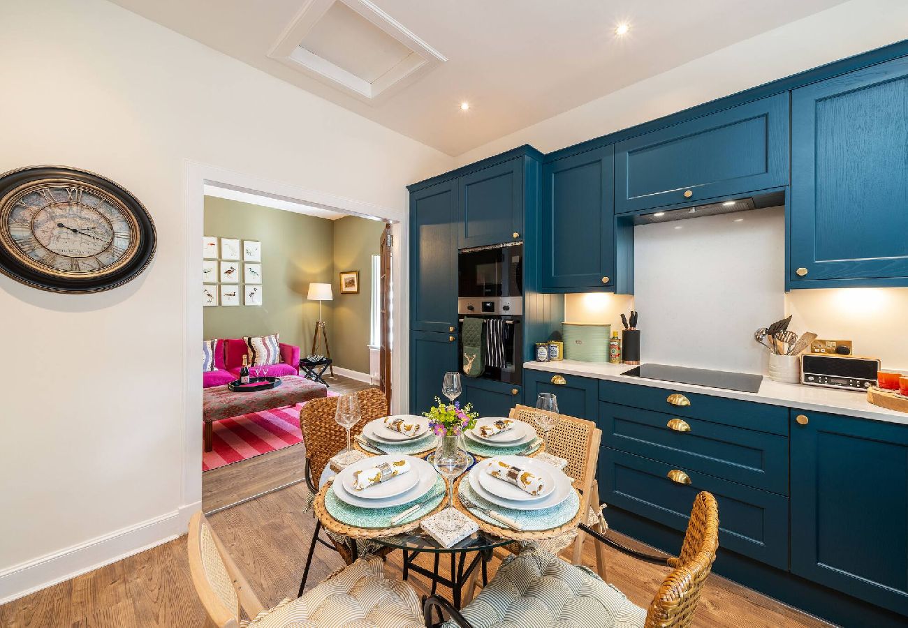 House in Dundee - Binrock Lodge