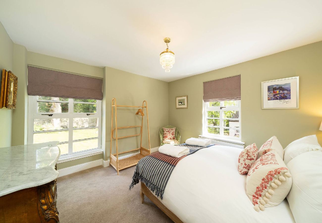 House in Dundee - Binrock Lodge