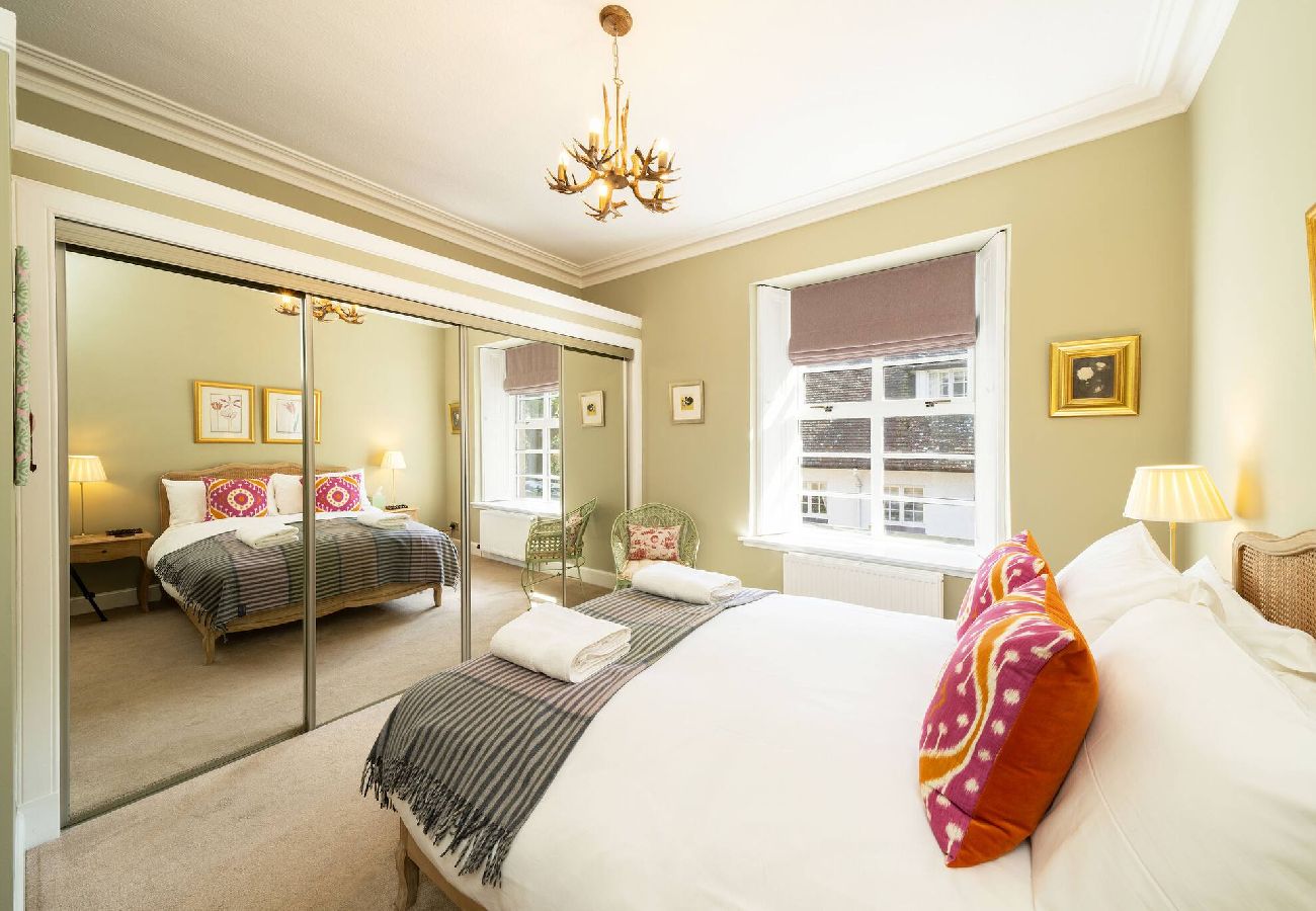 House in Dundee - Binrock Lodge