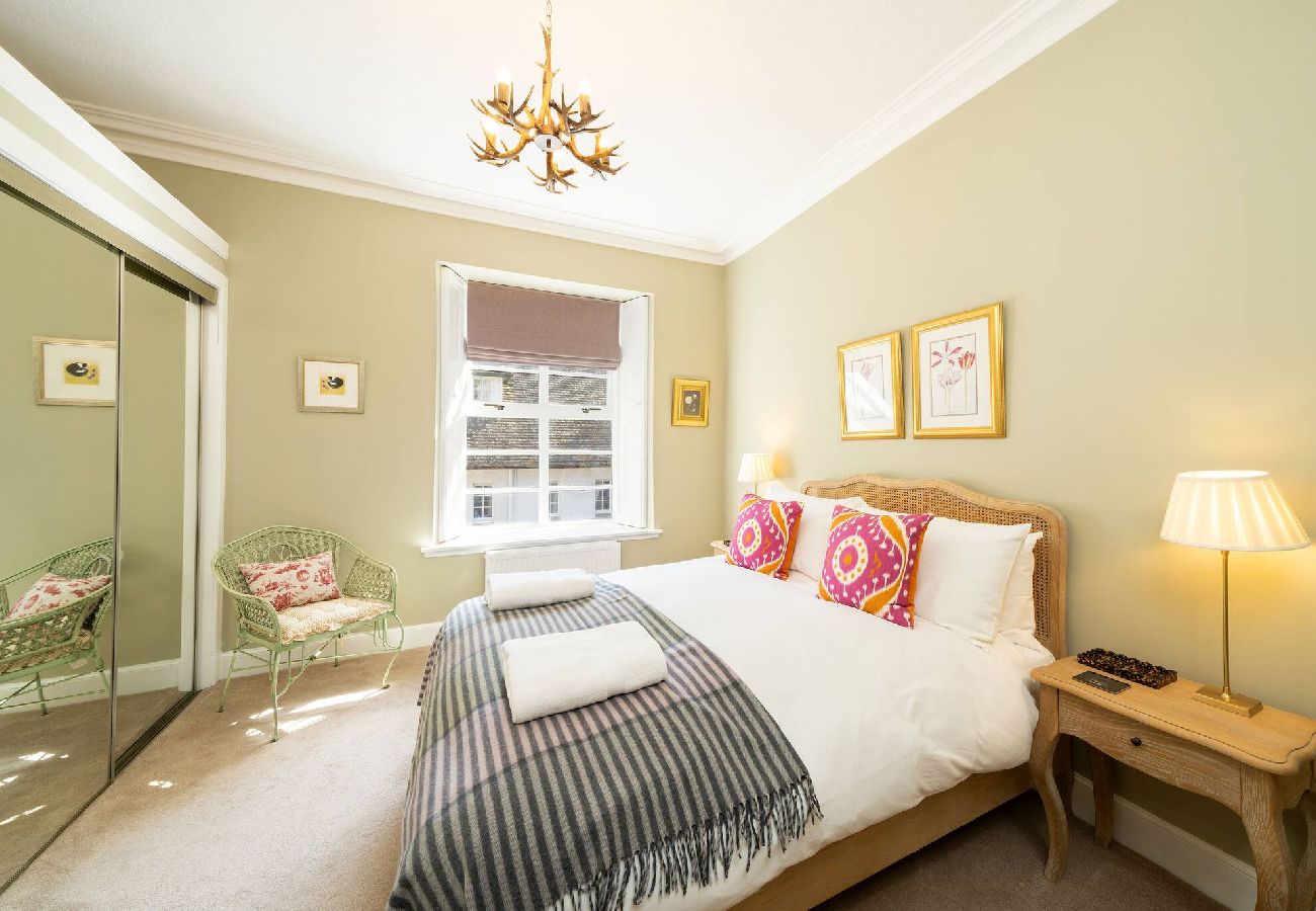 House in Dundee - Binrock Lodge