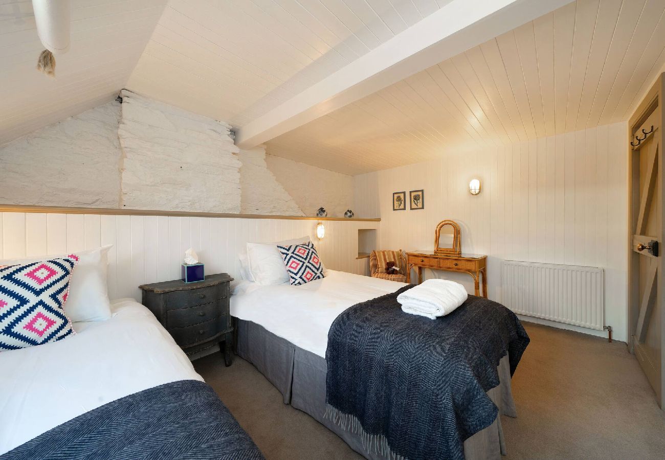 House in Broughty Ferry - Barometer Cottage