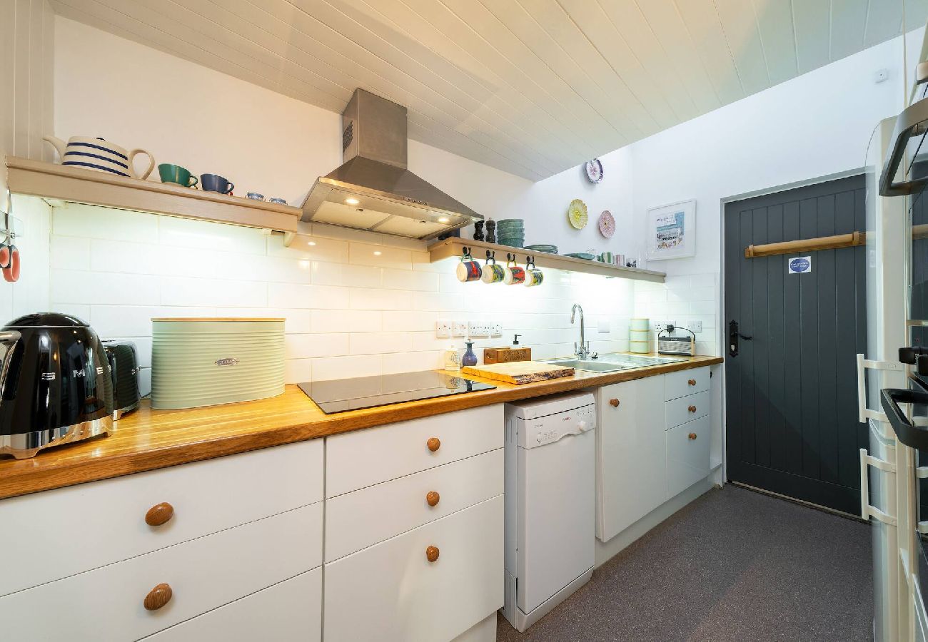 House in Broughty Ferry - Barometer Cottage