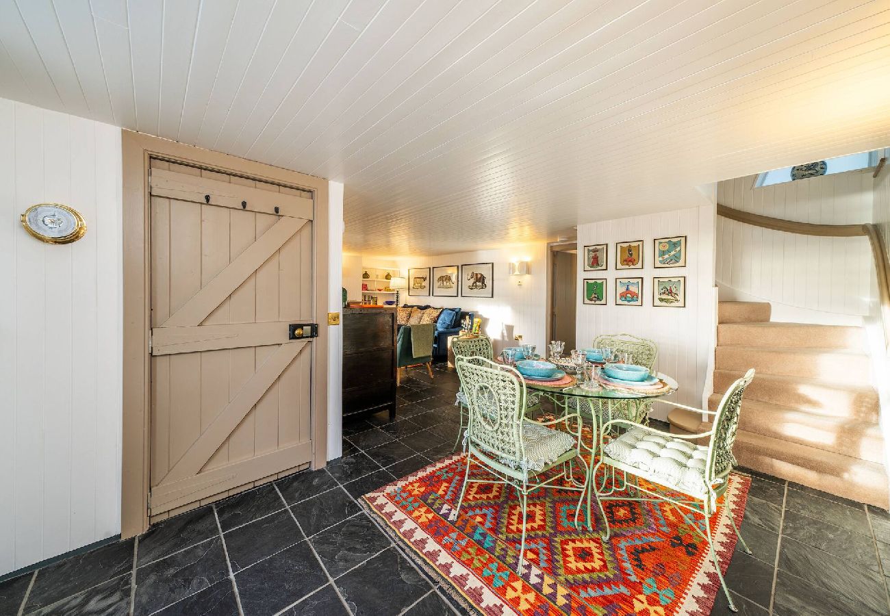 House in Broughty Ferry - Barometer Cottage