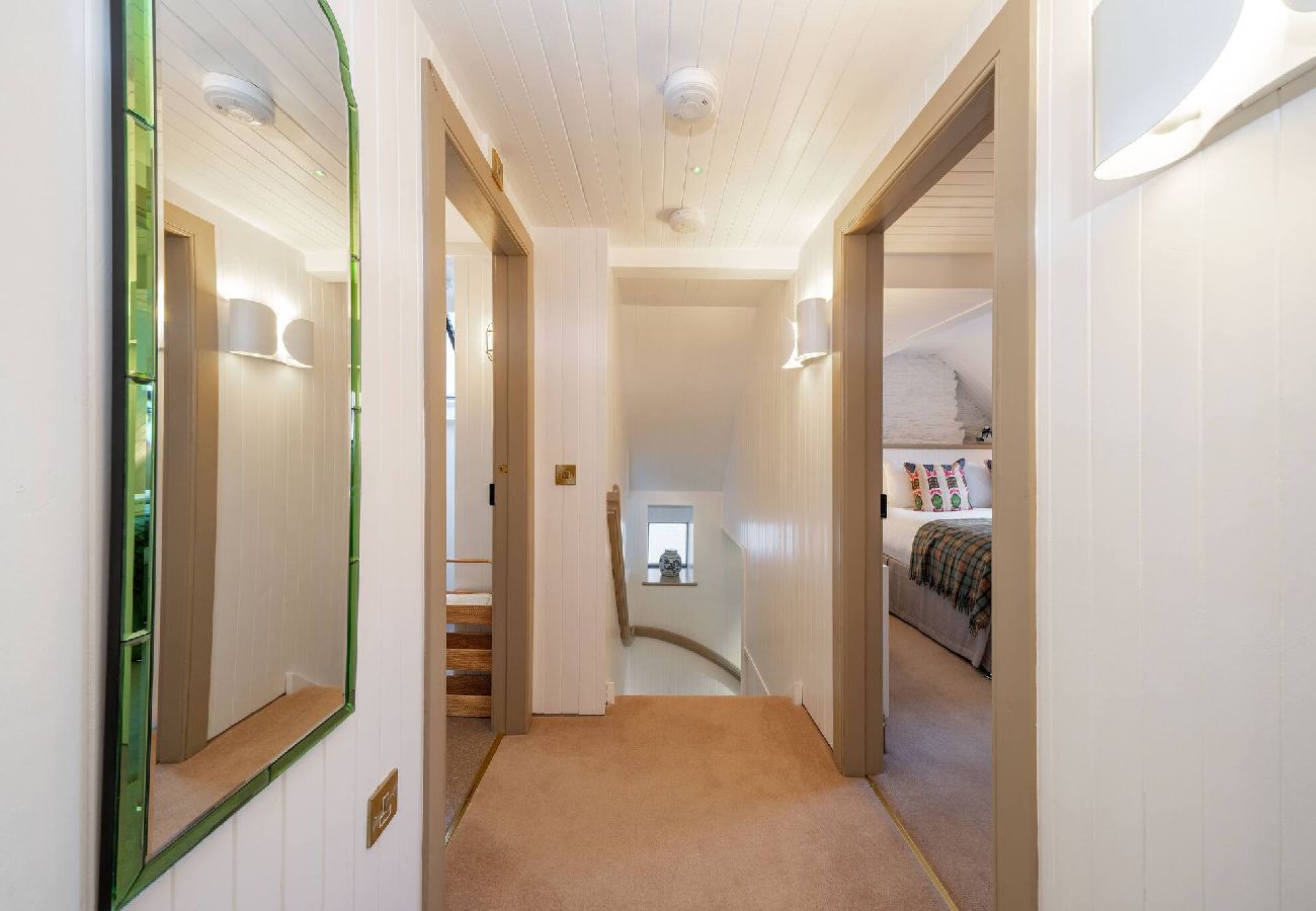 House in Broughty Ferry - Barometer Cottage
