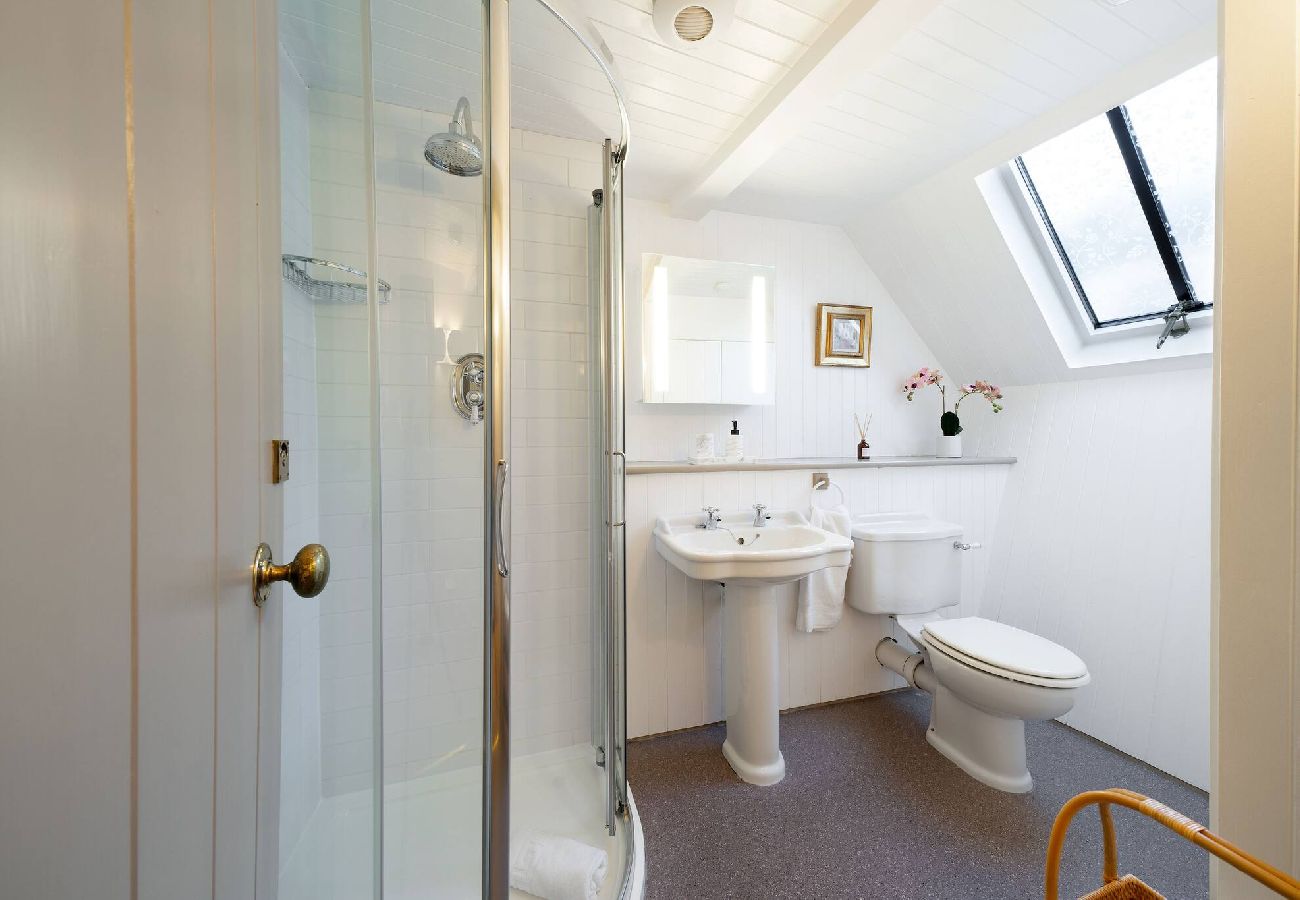 House in Broughty Ferry - Barometer Cottage