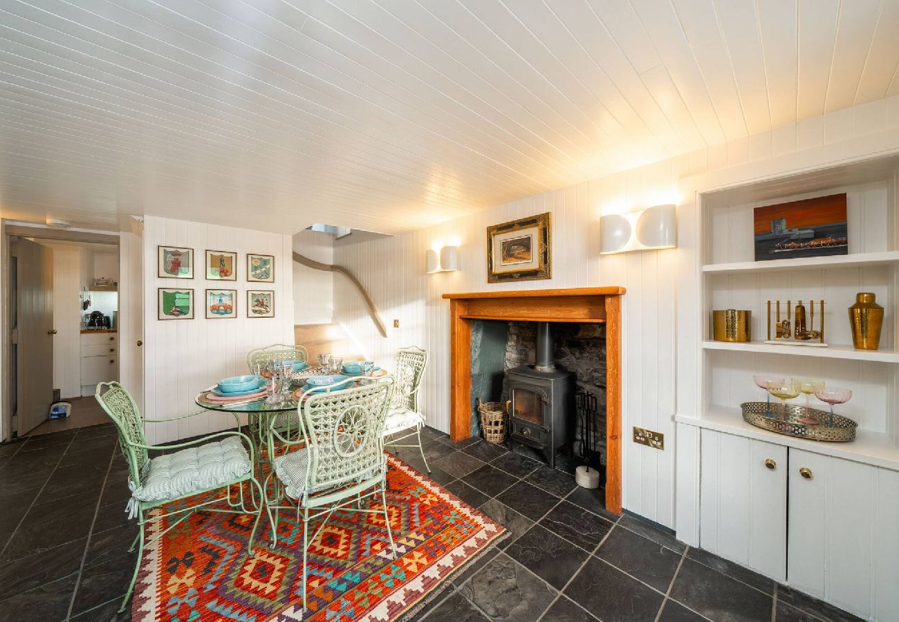 House in Broughty Ferry - Barometer Cottage