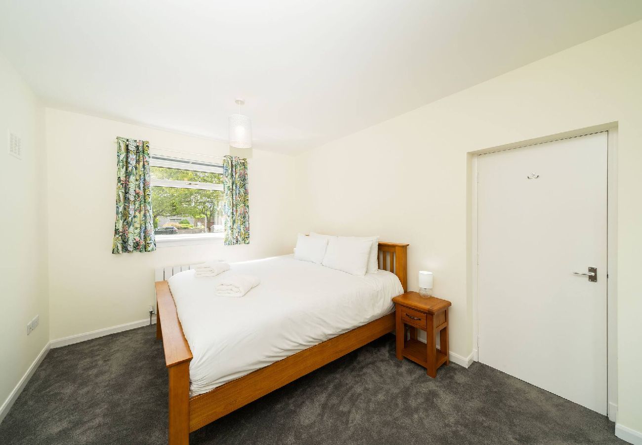 House in Dundee - Newhall Gardens