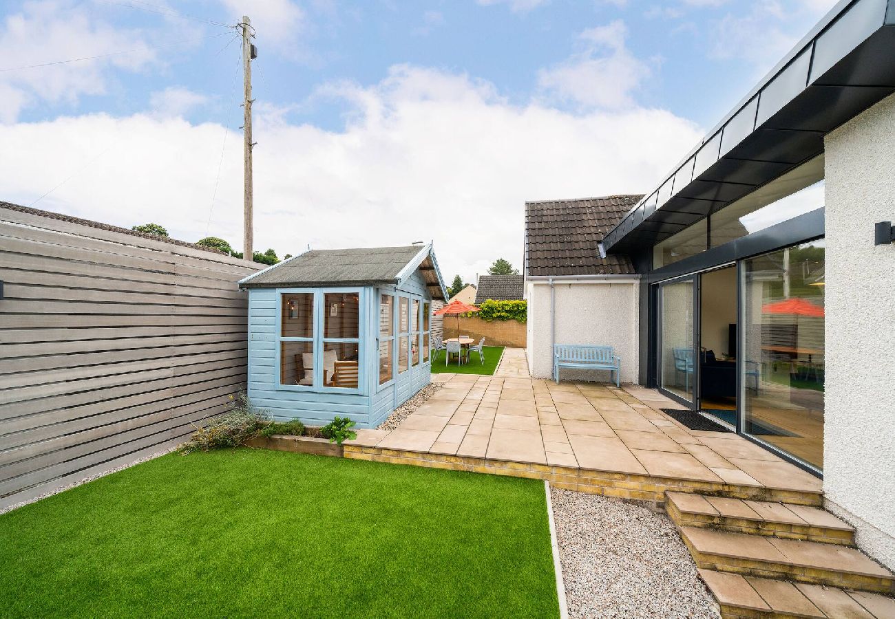 House in Dundee - Newhall Gardens